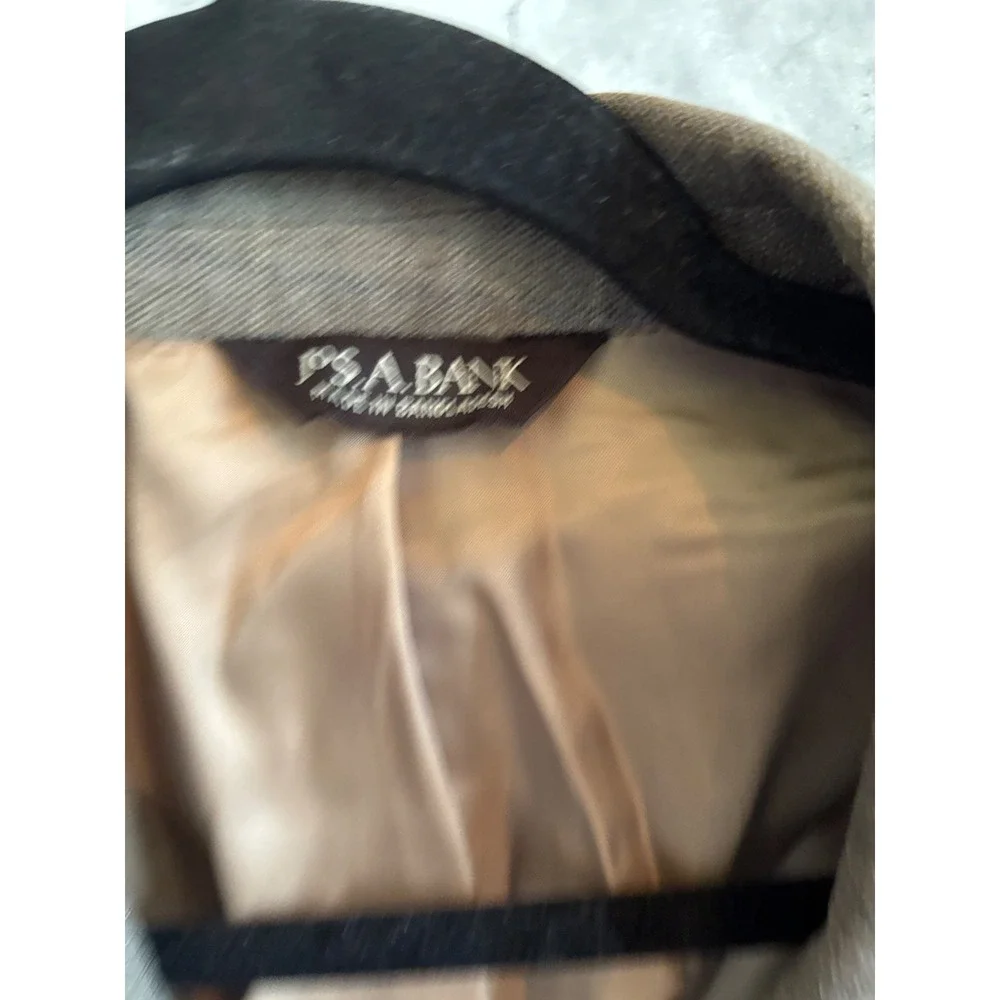 Jos. A. Bank 39R Sport Coat Blazer Wool Silk Brown Windowpane‎